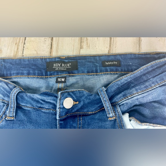 Judy Blue Jeans Womens 16W Blue Mid Rise Distressed Snake Print Skinny - Picture 4 of 10